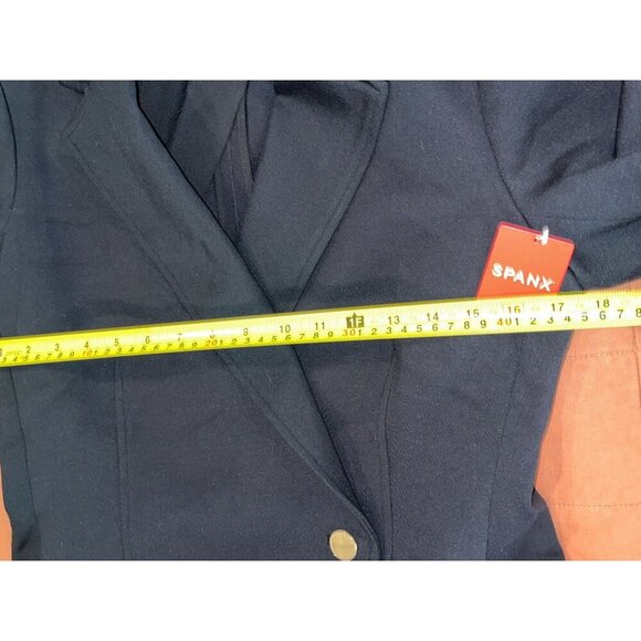 NWT SPANX The Perfect Asymmetrical Blaze Size Medium Women in Black - Picture 9 of 11